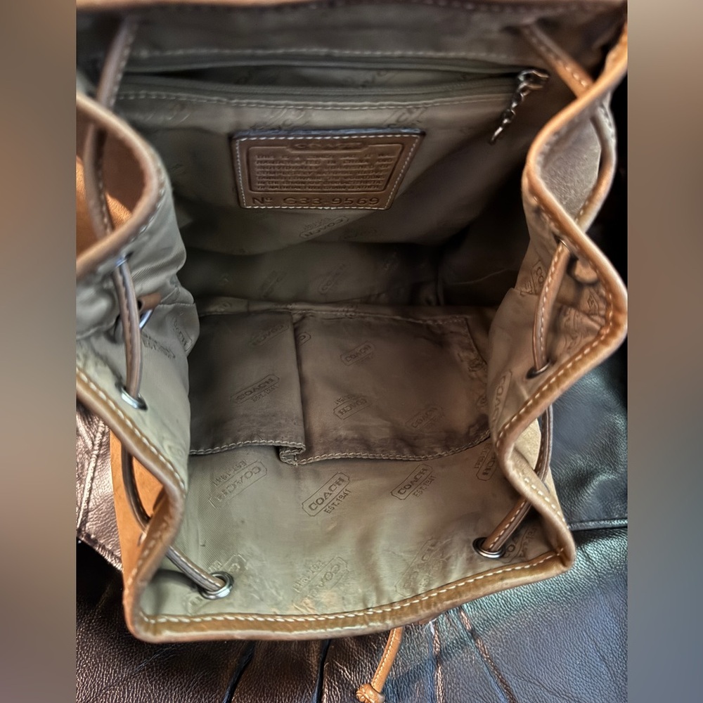 COACH Vintage Light Tan Leather Legacy Drawstring Backpack Bag 9569 small - Picture 13 of 16